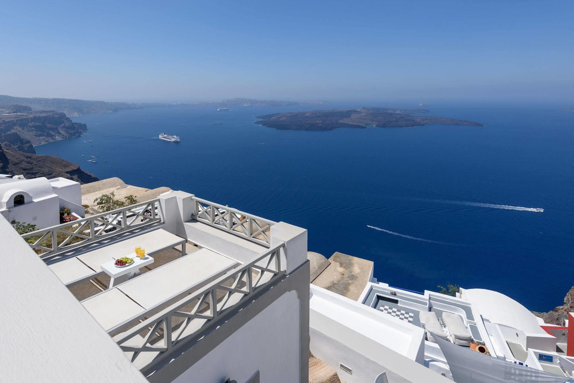Vista Mare Suites Imerovígli Buitenkant foto