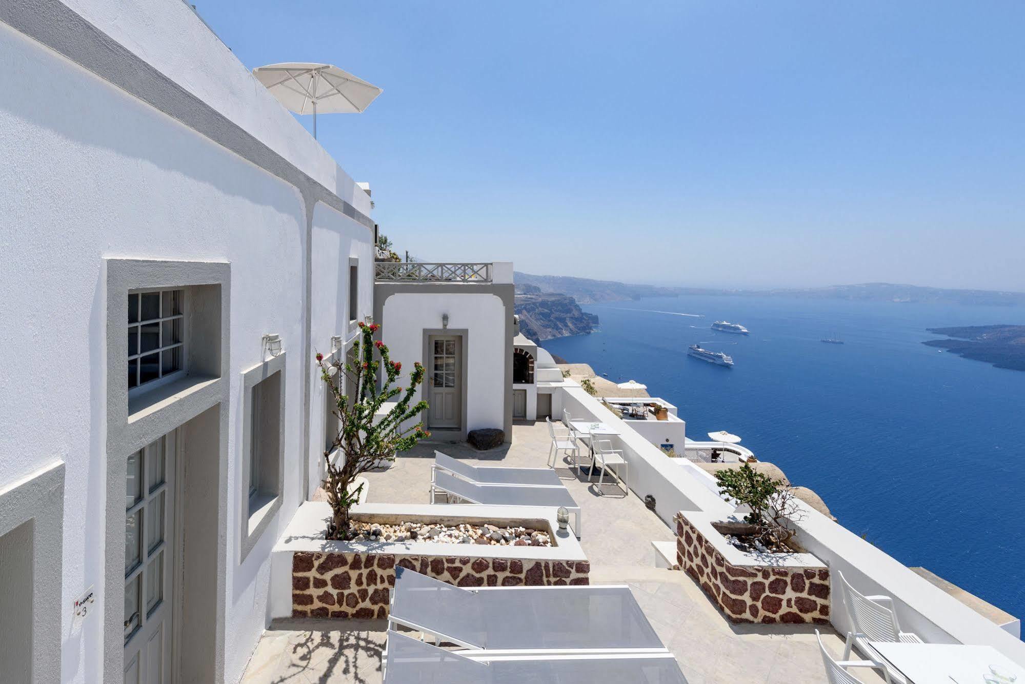 Vista Mare Suites Imerovígli Buitenkant foto